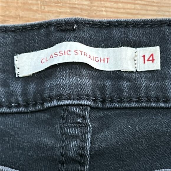 Woman’s Levi’s  Classic Straight Black Jeans Size 14 - Picture 8 of 10